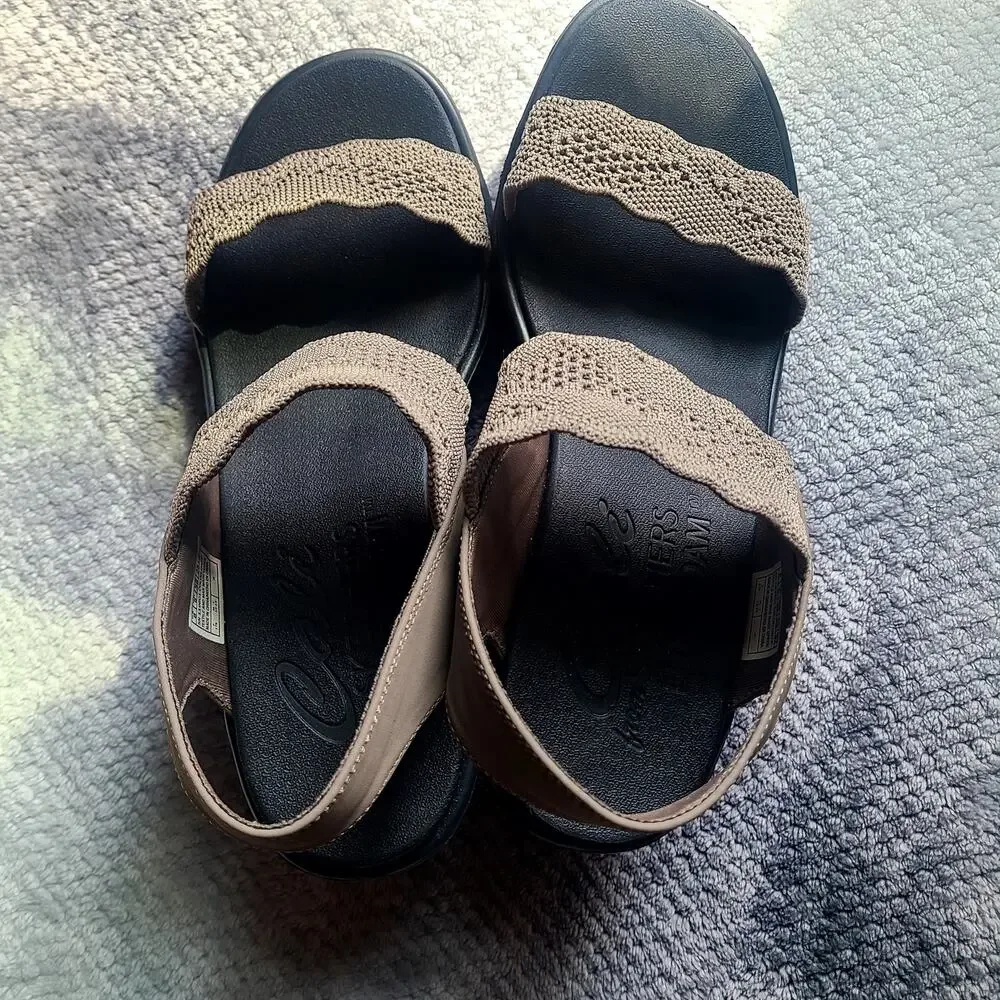 Skechers Women’s Size 8 Taupe Knit Comfort Slides Sandals - Picture 3 of 5